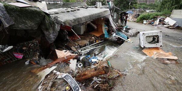 Cильнейшие за 80 лет ливни обрушились на Сеул