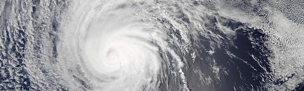 Активная тайфунная деятельность в Тихом океане грозит региону новыми неприятностями