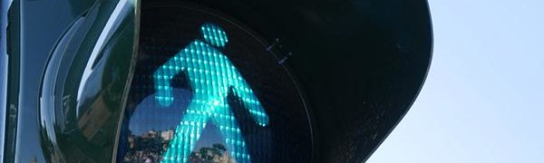 Штраф за отказ водителя пропустить пешеходов увеличили в России