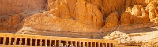 Число российских туристов за границей снизилось на 40 %