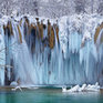 Удивительные замерзшие водопады