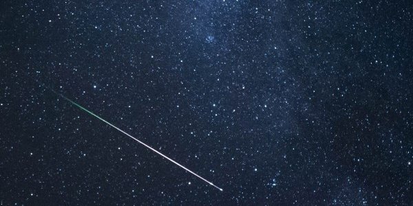 В небе начинается последний в этом году звёздный дождь — Урсиды