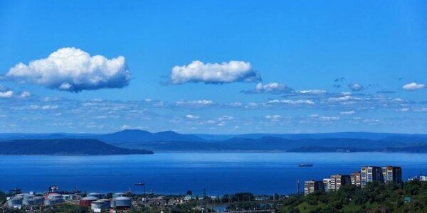 Стало известно об изменениях качества воды в морях России