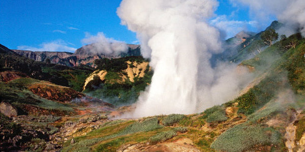 Новорожденный гейзер на Камчатке получил название «Мутный»