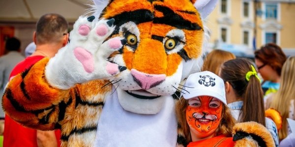 Более 10 000 человек приняли участие в праздновании Дня тигра во Владивостоке
