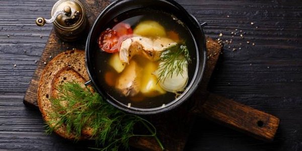 Тысячу порций ухи раздадут в День рыбака во Владивостоке