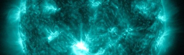 Новая мощная вспышка произошла на Солнце