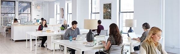 Сидение на месте грозит смертельной опасностью