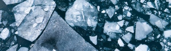 Синоптики не рекомендуют выходить на лёд толщиной менее 5 см