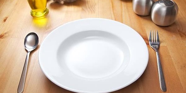 Специалисты не советуют есть в одиночестве