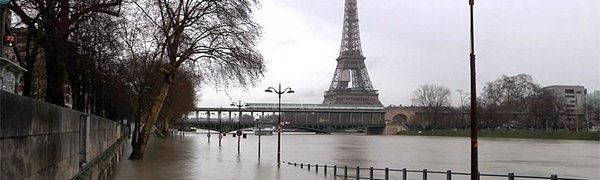 Наводнение в Париже: Сена поднялась до шестиметровой отметки