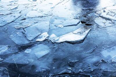 Льдом продолжают покрываться реки Приморья