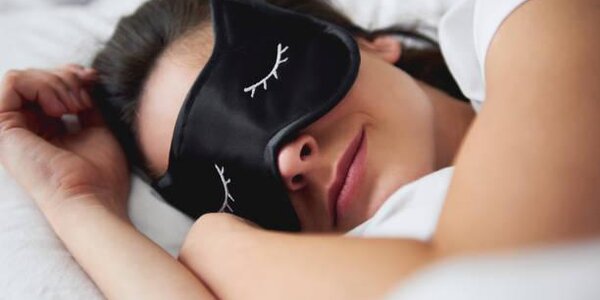 Более половины россиян признались, что постоянно не высыпаются