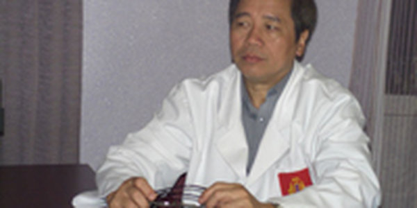 Жителей Владивостока будут лечить вьетнамцы