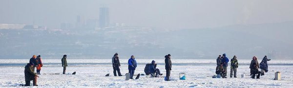 Рыбаков-любителей просят быть осторожнее на льду