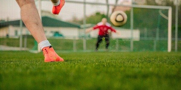 Фестиваль футбола соберет любителей спорта на стадионе «Строитель» на выходных