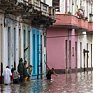 Кубинская столица переживает наводнение