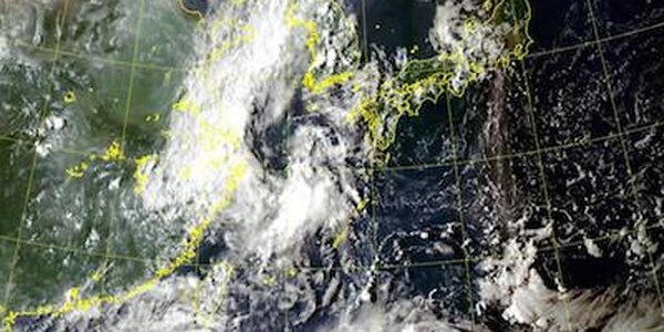 «Майсак» достиг стадии сильного тропического шторма