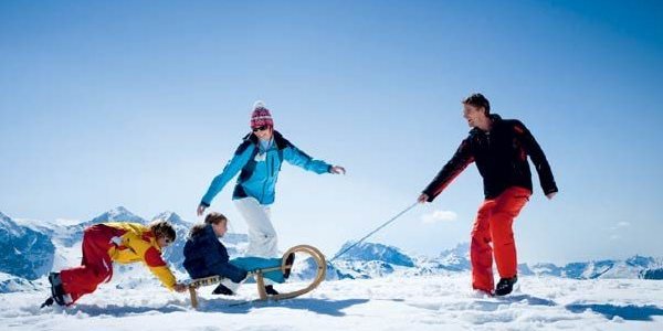 Праздничные и выходные дни в 2015 году