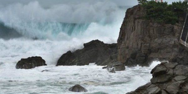 Тайфун «Нангка» принес мощные ливни и шквалы в Японию