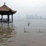 Субботние ливни помогли столице Китая преодолеть дефицит водоснабжения