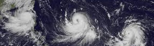 Где сейчас тропические штормы SONGDA и TRASES портят погоду