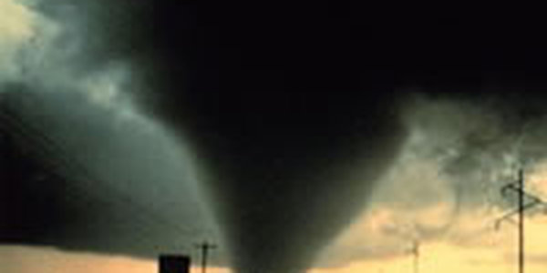 Ученые раскрывают тайну торнадо