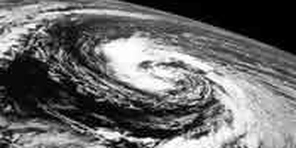Метеорологи предсказывают активный сезон ураганов в 2008 году
