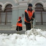 Московских дворников будут увольнять за применение реагентов на тротуарах