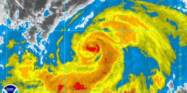 Тайфун «Нангка» идет «по пятам» за «Чан-Хом»