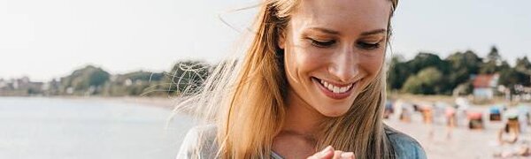 Психологи советуют отправляться в отпуск без мобильных устройств