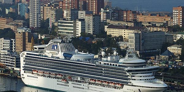 Завтра во Владивосток прибывает «Бриллиантовая принцесса»