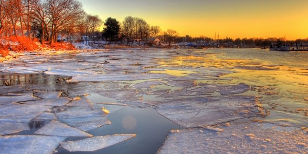 Из-за аномальных морозов ледостав на северных реках начался раньше обычного