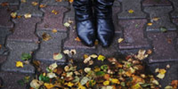 Осенний дождь на улицах Владивостока (ФОТО)