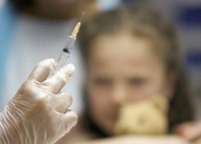 Вакцину против гриппа A/H1N1 начали испытывать на российских детях