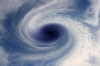 Условия для зарождения мощного тайфуна в Тихом океане пока не создаются