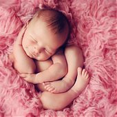 Сладкие сны новорожденных
