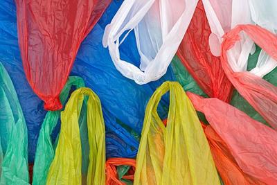 В России может появиться сбор на пластиковые пакеты