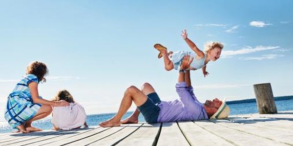 Названы самые популярные у россиян места для осеннего отдыха