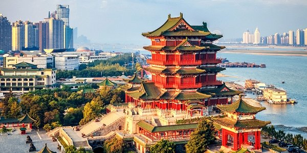 Власти Пекина запретили курить в общественных местах