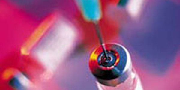 США к осени обещает вакцину против свиного гриппа