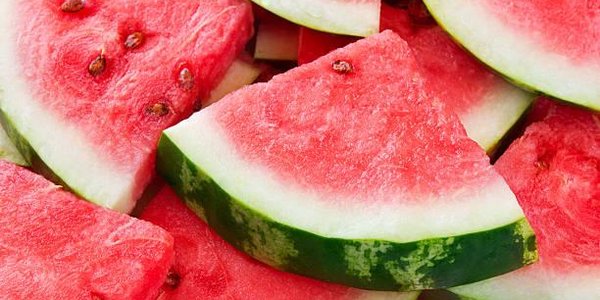 Роспотребнадзор рассказал, как правильно выбирать арбузы и дыни