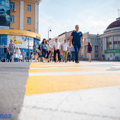 Во Владивостоке появились «солнечные» пешеходные переходы