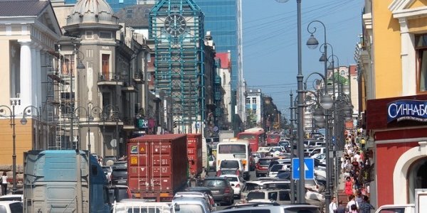 В субботу в центре Владивостока будет ограничено движение