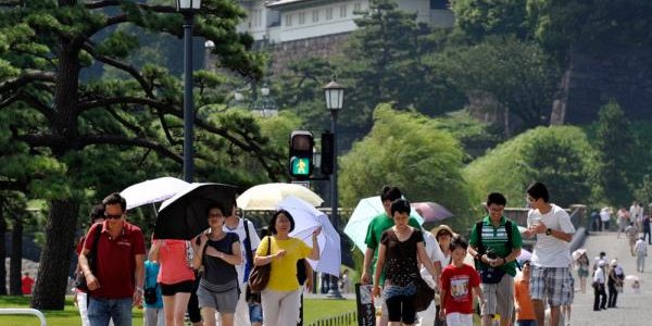 В Японии из-за жары пострадали более 5 тысяч человек