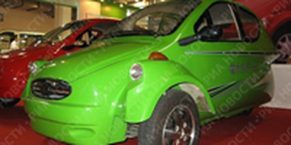 Китайские электромобили: заряжаются от розетки и не вредят экологии (ФОТО)