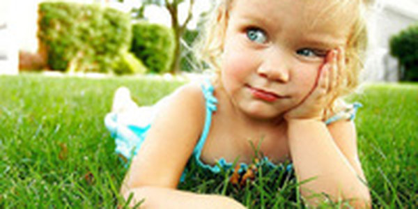 Главный врач России запретил детям ездить за границу