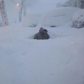 На Нью-Йорк обрушился сильнейший за последние 40 лет снежный шторм