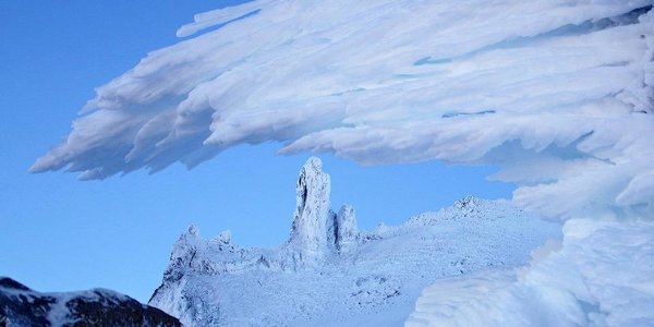 Штормовая погода настигла Камчатку и север Курил