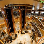 Круизный лайнер «Sun Princess» впервые посетил Владивосток